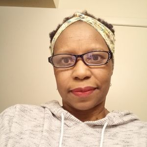 Meet your Posher, Joanie